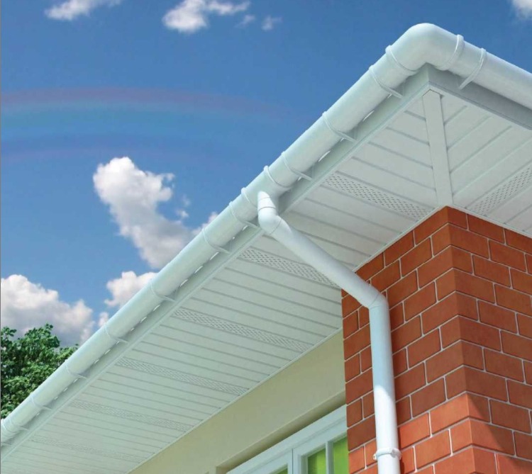 Como escolher a melhor calha de PVC para seu telhado